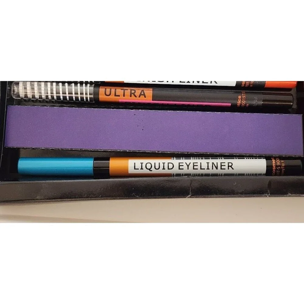 Schwan Cosmetics Unlimited Looks Eyeliner 9 Pc Box Set Eye Pencil Liquid Variety